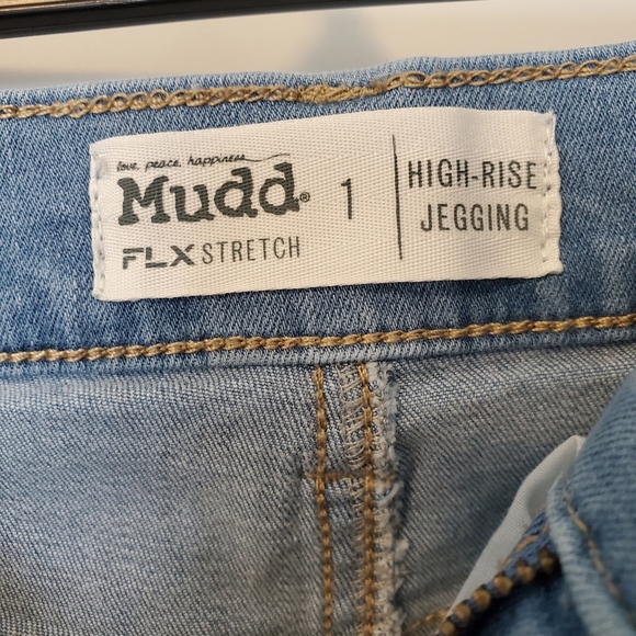 High Rise Jegging - Picture 2 of 3